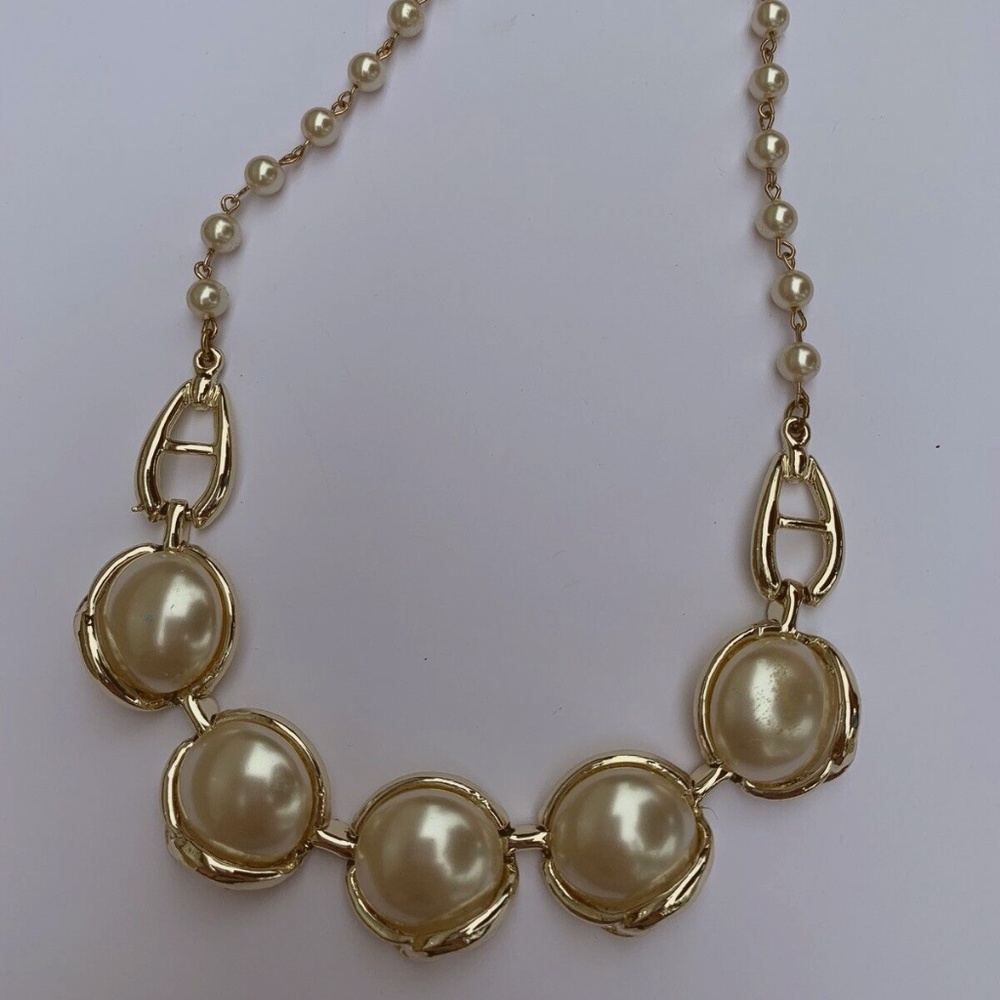 Vintage Adjustable Length Choker up to 18" with Large Faux Pearls